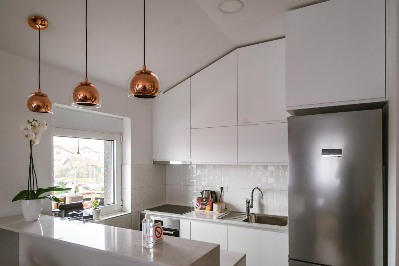 Mikonos Apartman Surčin 외부 사진